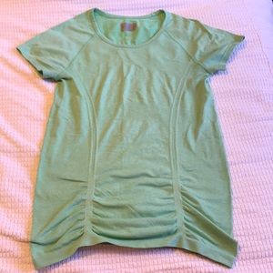 Athleta short sleeve work out top